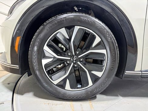 Used 2023 Kia EV6 Wind w/ Wind Technology Package image 30