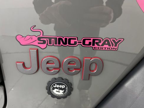 Used 2022 Jeep Wrangler Unlimited Rubicon w/ Cold Weather Group image 53