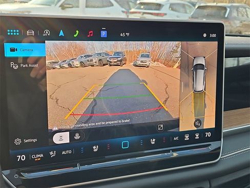 New 2026 Volkswagen Tiguan SEL R-Line image 9