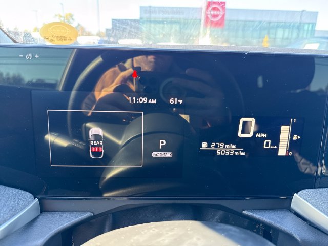 Certified 2025 Nissan Kicks SV w/ SV Premium Package AWD/4WD image 19