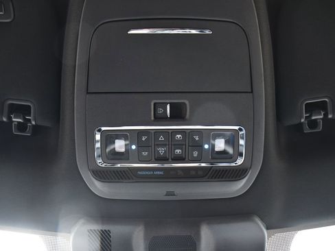 Used 2023 Ford F150 Lariat w/ Equipment Group 502A High image 27