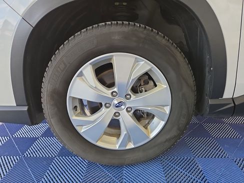 Used 2023 Subaru Ascent 8-Passenger AWD/4WD image 8