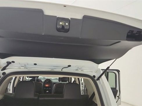 Used 2014 Jeep Patriot Limited image 26