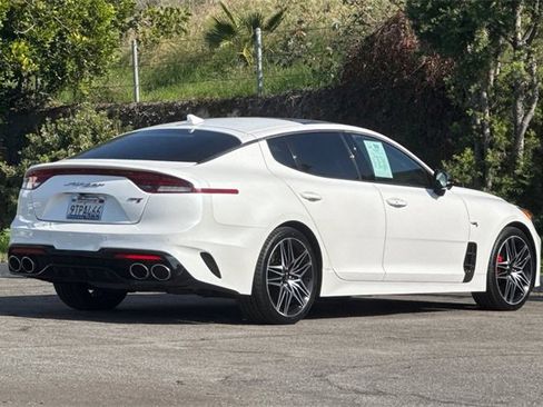 Used 2022 Kia Stinger GT2 image 4