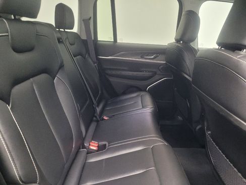 Used 2023 Jeep Grand Cherokee 4WD 4xe image 19