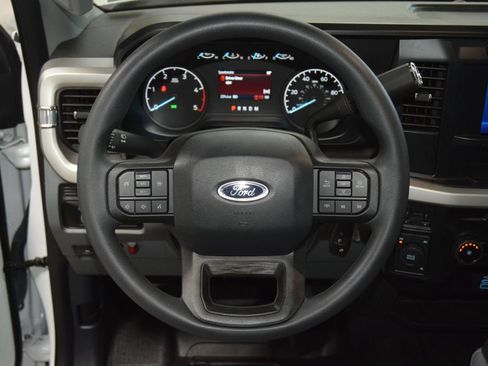 Used 2024 Ford F450 XL AWD/4WD image 23