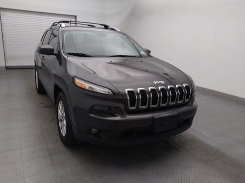 Used 2016 Jeep Cherokee Latitude w/ Safety/Convenience Group image 13
