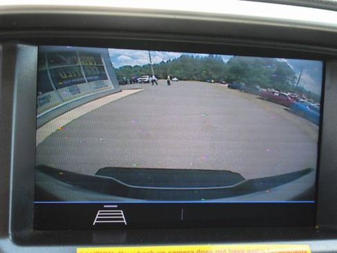 Used 2022 Chevrolet Colorado LT w/ Fleet Safety Package image 15