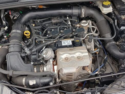 Used 2017 Ford Focus SE image 24