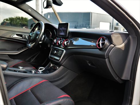 Used 2018 Mercedes-Benz CLA 45 AMG 4MATIC image 26