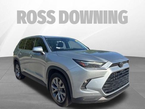 Used 2024 Toyota Grand Highlander FWD image 3