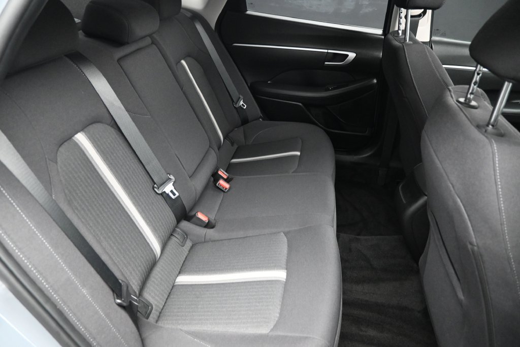 Used 2025 Hyundai Sonata SEL FWD image 33