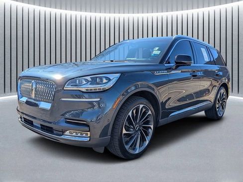 Certified 2023 Lincoln Aviator Reserve w/ Equipment Group 201A image 7