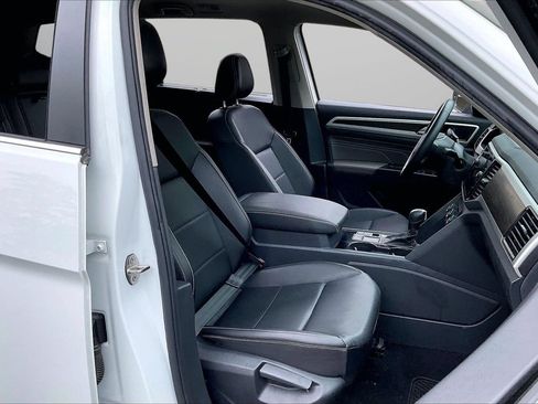 Used 2023 Volkswagen Atlas SE FWD image 24