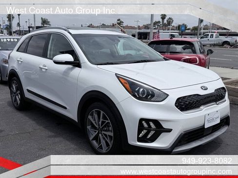 Used 2020 Kia Niro Touring FWD image 3