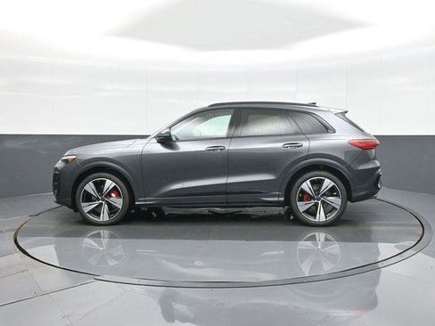 New 2026 Audi SQ5 Premium Plus AWD/4WD image 4