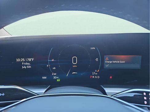 New 2024 Cadillac Lyriq Luxury image 26