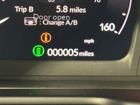 New 2025 Honda Accord SE image 9