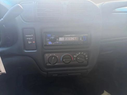 Used 1999 GMC Sonoma SL w/ HD Suspension Pkg RWD image 21