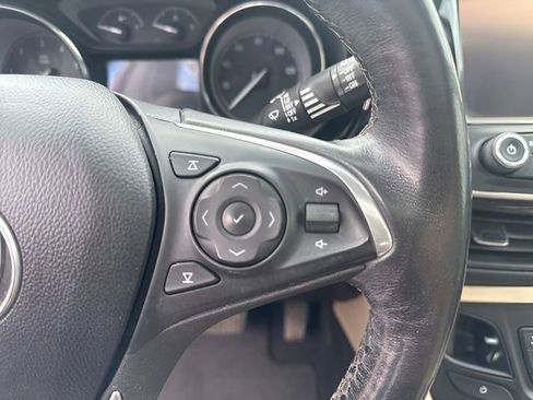Used 2019 Buick Envision Essence AWD/4WD image 20