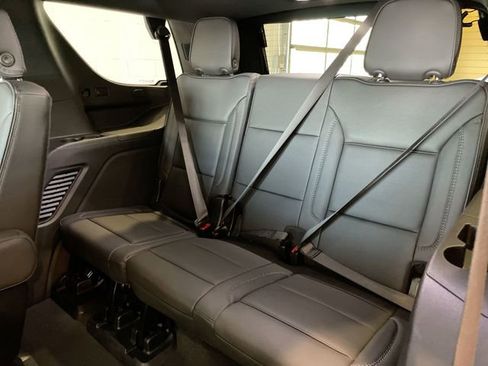 Used 2024 GMC Yukon Denali AWD/4WD image 14