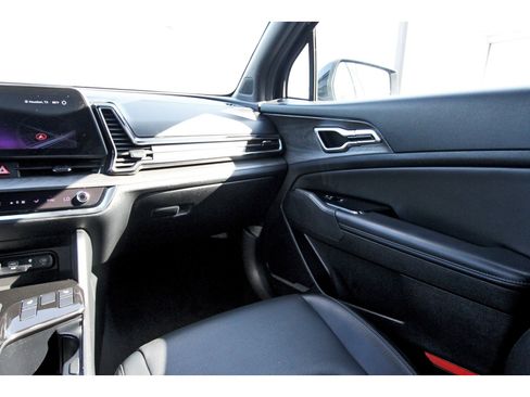 Certified 2023 Kia Sportage X-Line image 12
