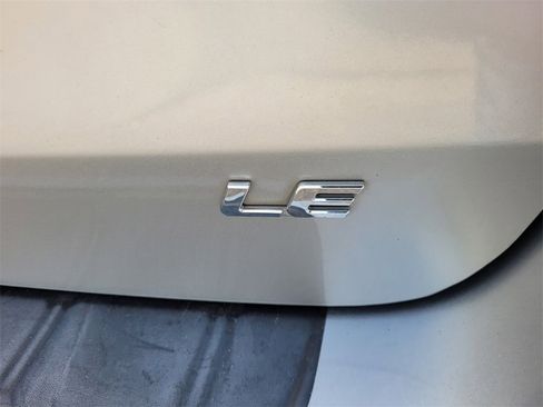 Used 2020 Toyota Sienna LE image 11