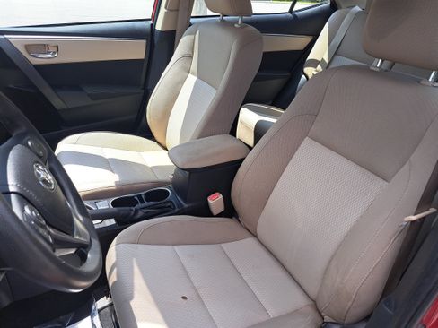Used 2016 Toyota Corolla LE FWD image 15