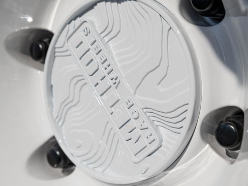 New 2025 Ford Bronco Heritage Edition AWD/4WD image 33