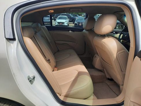 Used 2011 Buick Lucerne CXL FWD image 9