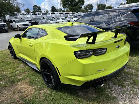 Used 2021 Chevrolet Camaro ZL1 RWD image 6