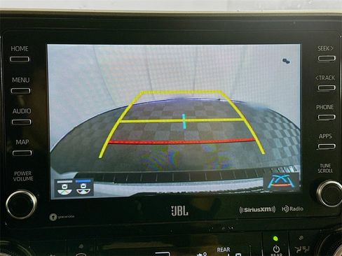 Used 2022 Toyota Highlander Limited image 14