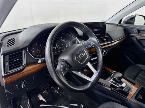 Certified 2023 Audi Q5 Premium w/ Convenience Package AWD/4WD image 4