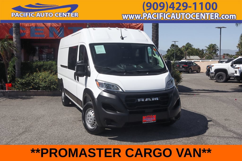 Used 2023 RAM ProMaster 3500 FWD image 1