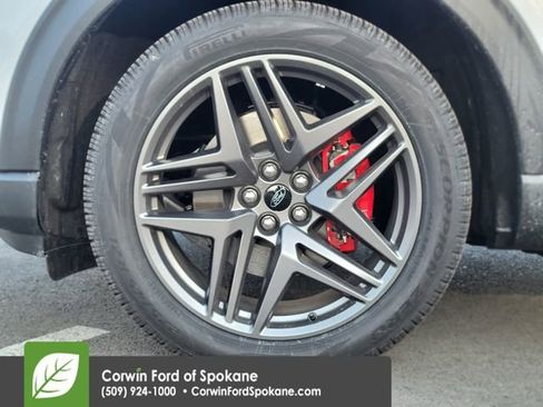 New 2026 Ford Explorer ST-Line w/ ST-Line Street Pack image 8