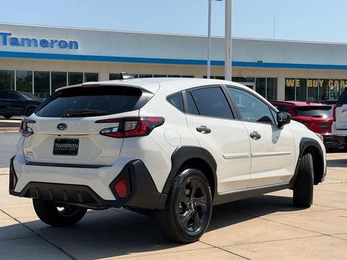 Used 2025 Subaru Crosstrek 2.0i AWD/4WD image 5