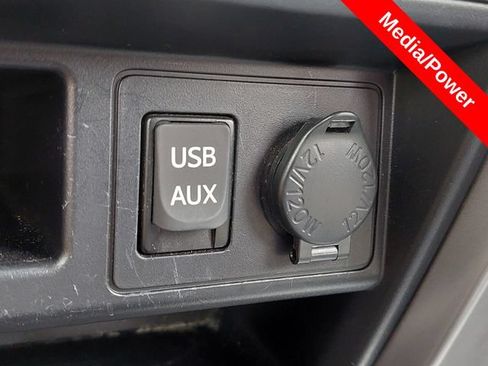 Used 2019 Toyota 4Runner SR5 AWD/4WD image 23