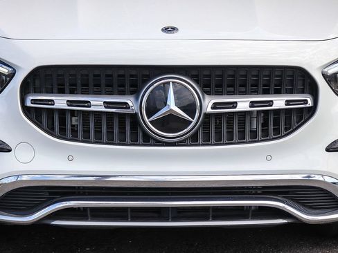 Used 2025 Mercedes-Benz GLA 250 image 6