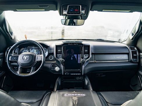 Used 2020 RAM 1500 Limited image 18