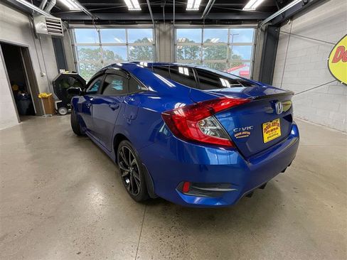 Used 2021 Honda Civic Sport image 3