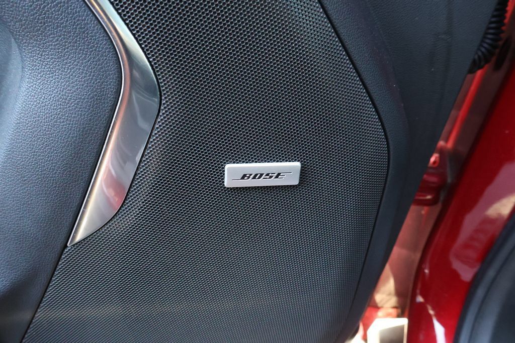 Used 2025 Chevrolet Tahoe Z71 w/ Z71 Off-Road Package AWD/4WD image 19