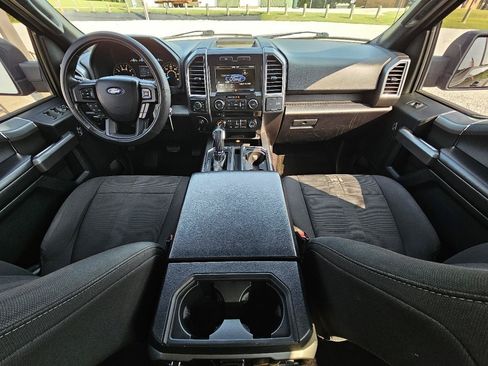 Used 2015 Ford F150 XLT w/ Equipment Group 302A Luxury AWD/4WD image 32