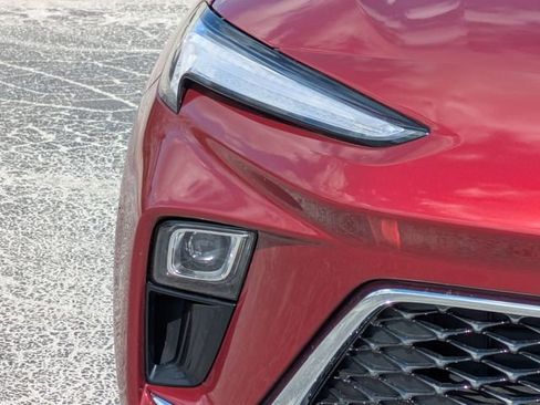 Used 2024 Buick Encore GX Avenir w/ Avenir Convenience Package image 10