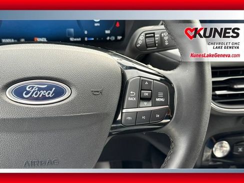 Used 2024 Ford Escape Platinum AWD/4WD image 33