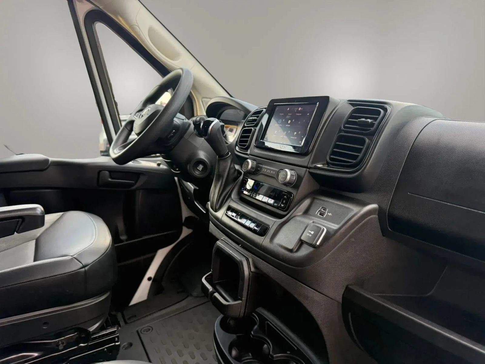 Used 2025 RAM ProMaster 2500 w/ Convenience Group FWD image 40