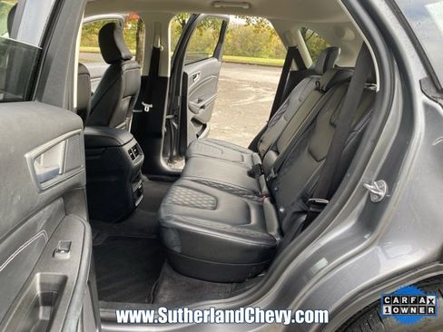 Used 2024 Ford Edge Titanium image 34