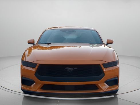 Certified 2026 Ford Mustang Coupe RWD image 37