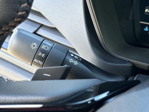 New 2025 Subaru Forester Touring image 39