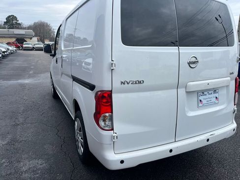 Used 2021 Nissan NV200 SV w/ Back Door Glass Package image 9