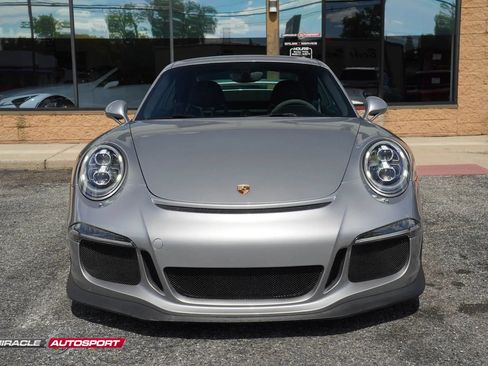 Used 2015 Porsche 911 GT3 RWD image 2
